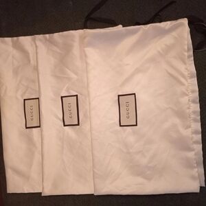 Gucci White Dust Bags Set
